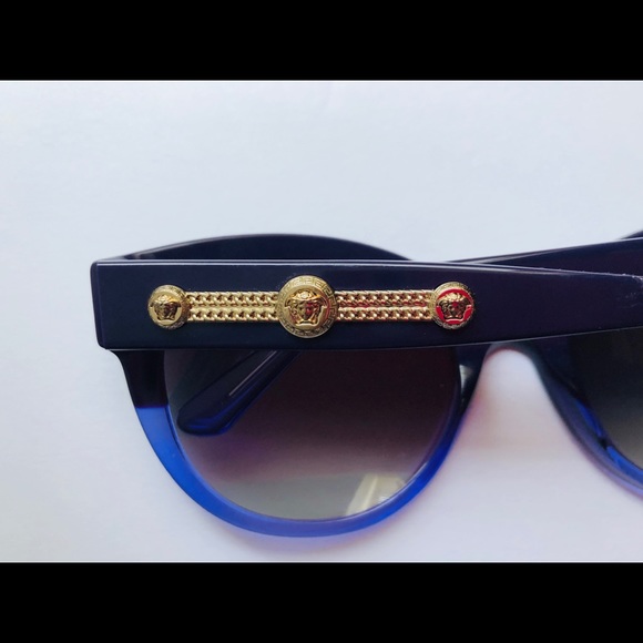 Versace sunglasses - Picture 3 of 3